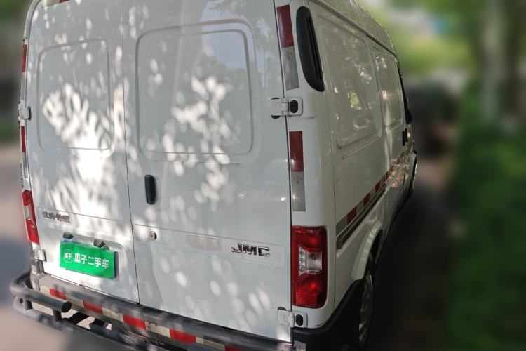 Used JMC Transit 2021 2.8T Space King Taurus Short Wheelbase Mid-Height 3-Seater Diesel Euro VI JX493 Rear Right 45 Deg