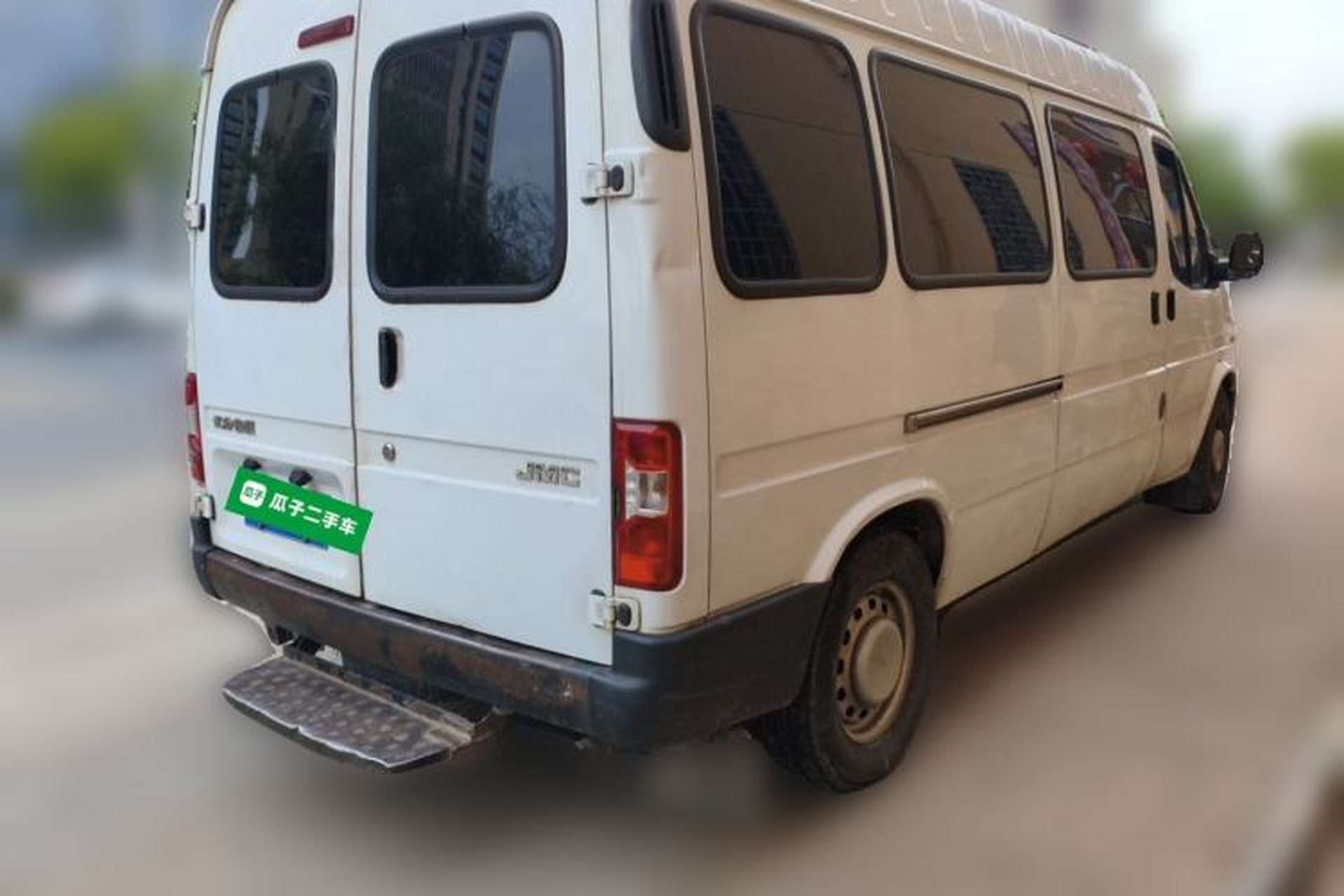 Used JMC Transit 2021 2.8T Space King Standard Version Long Wheelbase Mid-Height Roof Rear Single Tire – Step 6-Seater Diesel China VI Emission Standard JX493 Rear Right 45 Deg