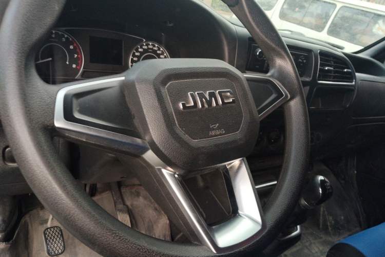 Used JMC Transit 2021 2.8T Space King Taurus Short Wheelbase Mid-Height 6-Seater Diesel Euro VI JX493 Steering Wheel