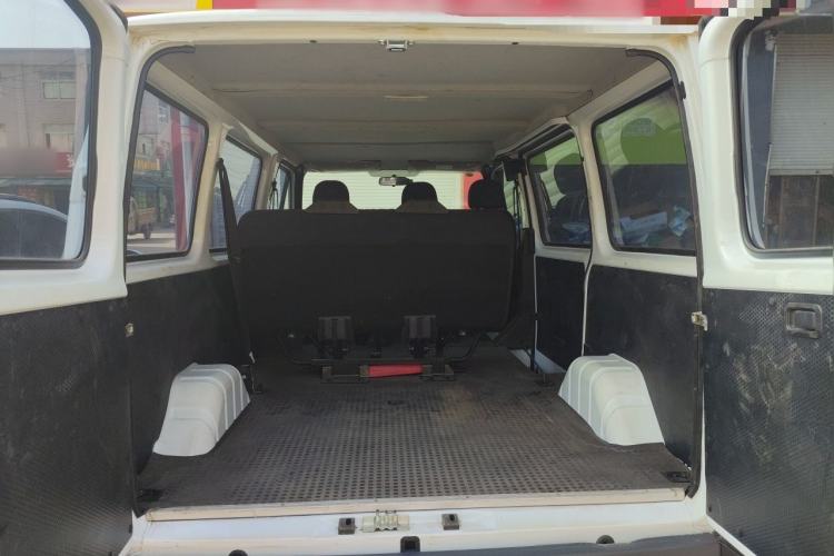 Used JMC Transit 2021 2.8T Space King Standard Version Short Wheelbase Mid-Height Roof 6-Seater Diesel Euro VI JX493 Trunk