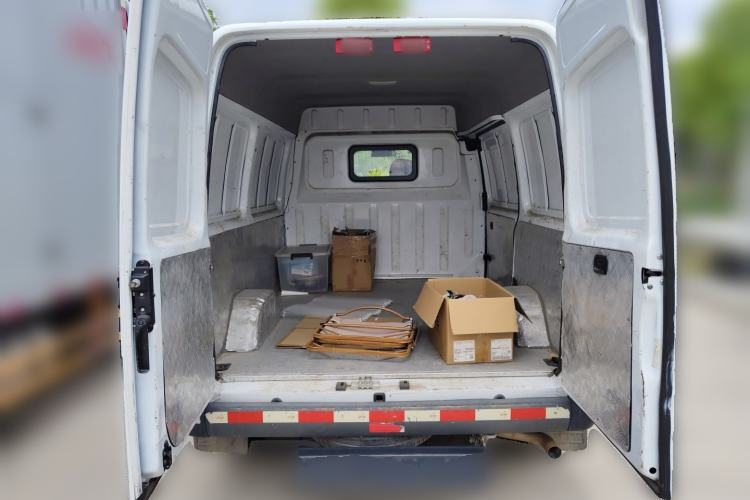 Used JMC Transit 2021 2.8T Space King Standard Version Short Wheelbase Mid-Height Roof 3-Seater Diesel Euro VI JX493 Trunk