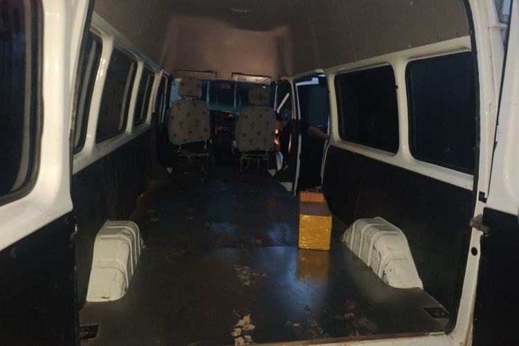 Used JMC Transit 2021 2.8T Space King Taurus Long Wheelbase Mid-Height Rear Single Tire – Step 6-Seater Diesel Euro VI JX493 Trunk