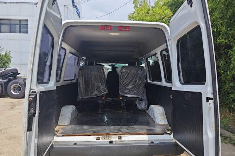 Used JMC Transit 2021 2.8T Space King Taurus Long Wheelbase Mid-Height Rear Single Tire – Step 6-Seater Diesel Euro VI JX493 Trunk