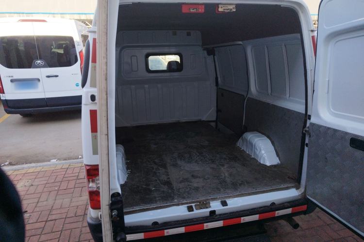Used JMC Transit 2021 2.8T Space King Standard Version Short Wheelbase Mid-Height Roof 3-Seater Diesel Euro VI JX493 Trunk