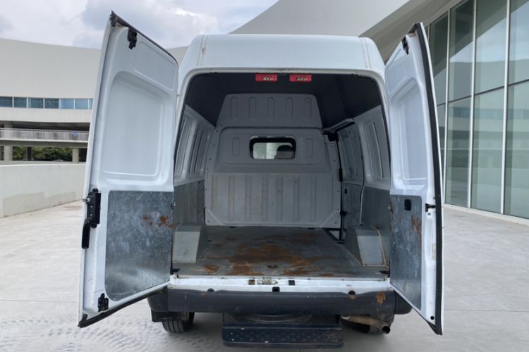 Used JMC Transit 2021 2.8T Space King Taurus Short Wheelbase Mid-Height 3-Seater Diesel Euro VI JX493 Trunk