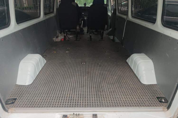 Used JMC Transit  Trunk