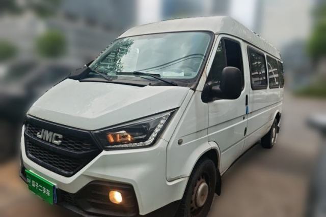 Ojetý JMC Transit 2021 JMC Teshun 2.8 manual diesel, 6 seats, dimensions 5452×1972×2240 mm
