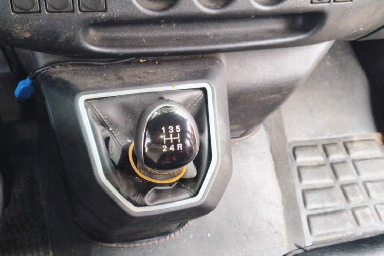 Used JMC Transit  Gear Lever