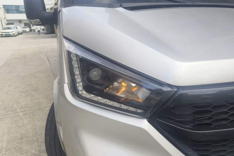 Used JMC Transit  Right Front Headlight