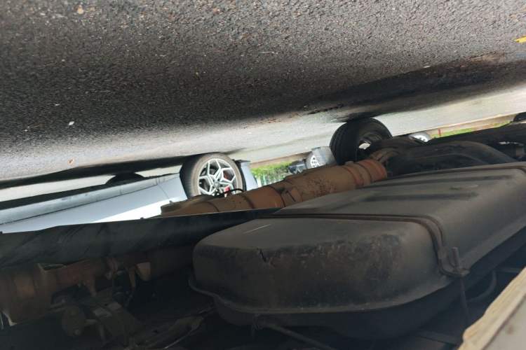 Used JMC Transit  Chassis Rear Left