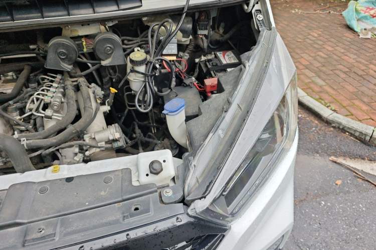 Used JMC Transit  Engine Bay Left