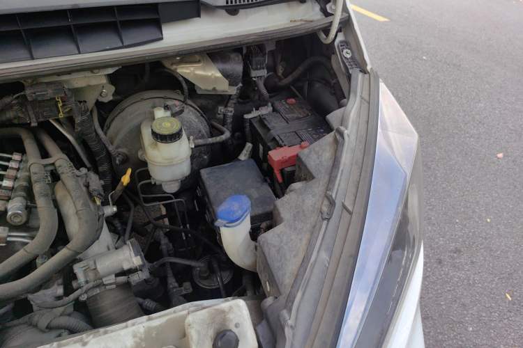 Used JMC Transit  Engine Bay Left