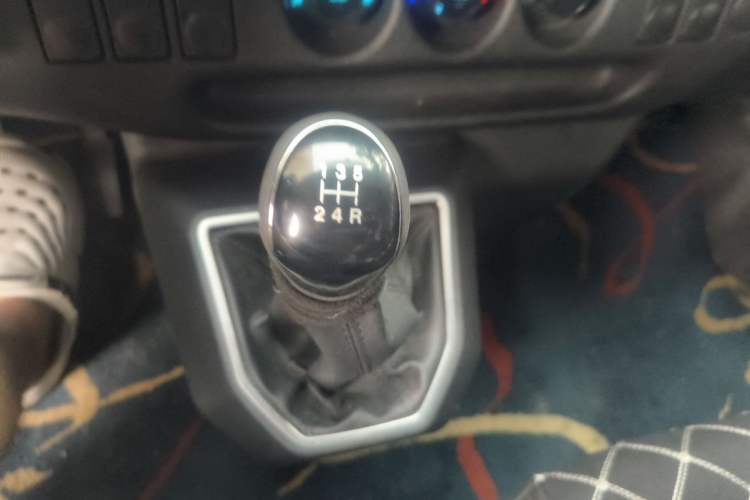 Used JMC Transit  Gear Lever