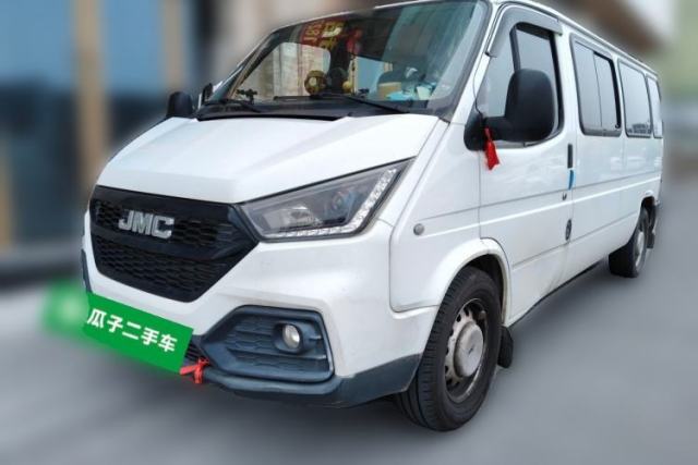 Used JMC Transit 2022 JMC Transit, 2.8L diesel, manual, six seats; dimensions: 5,452mm long, 1,972mm wide, 2,050mm high