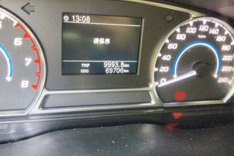 Used JMC Transit  Odometer Close Up