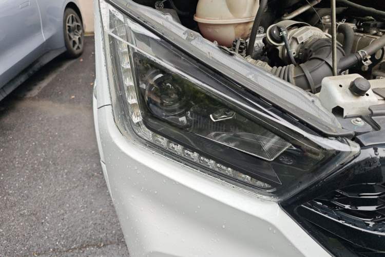 Used JMC Transit  Right Front Headlight