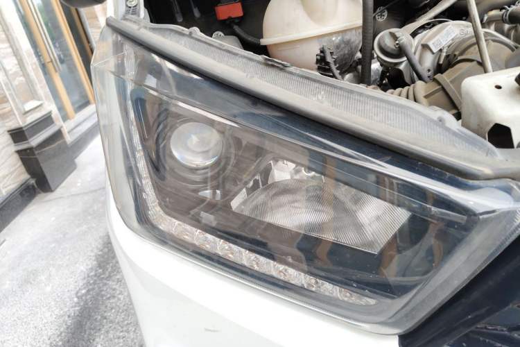 Used JMC Transit  Right Front Headlight