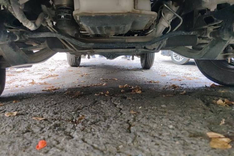 Used JMC Transit  Chassis Front