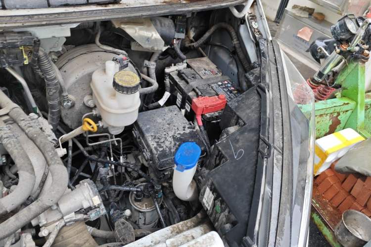 Used JMC Transit  Engine Bay Left