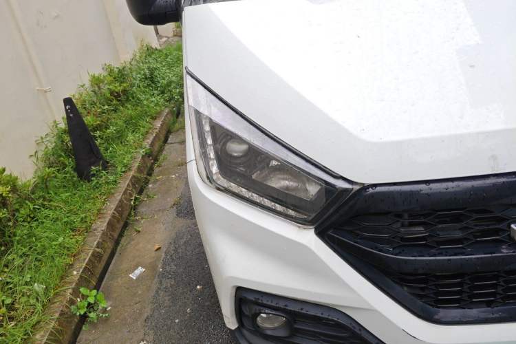 Used JMC Transit  Right Front Headlight
