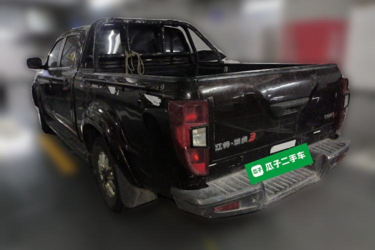 Used JMC Yuhu 3 2018 2.5T Diesel Two-Wheel Drive Advanced Version Standard Wheelbase Exterior 3
