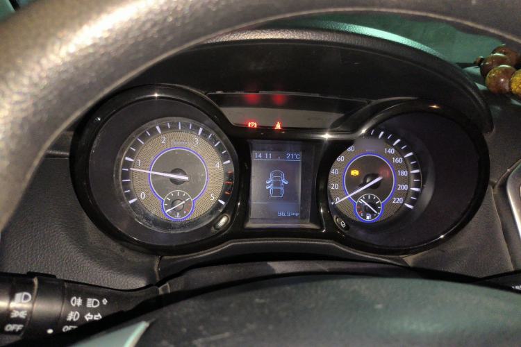 Used JMC Yuhu 3 2018 2.5T Diesel Two-Wheel Drive Advanced Version Standard Wheelbase Instrument Cluster