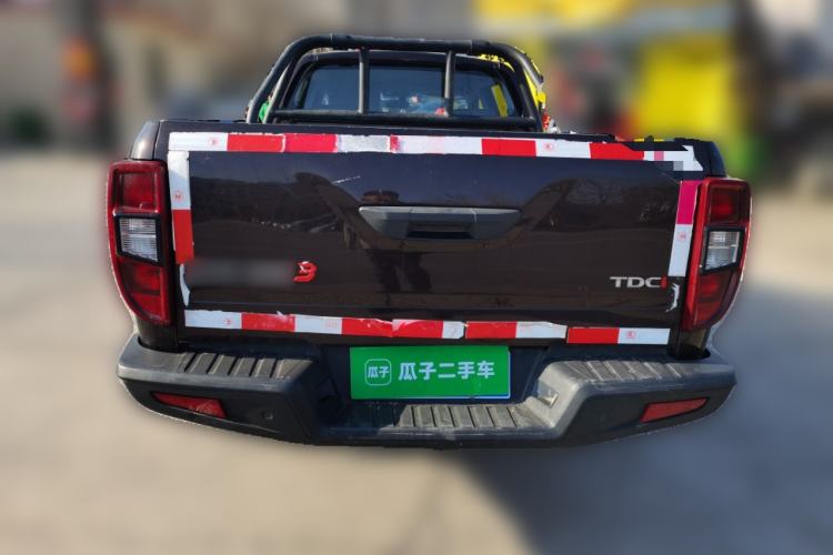 Used JMC Yuhu 3 2018 2.5T Diesel Two-Wheel Drive Advanced Version with Long Wheelbase Rear