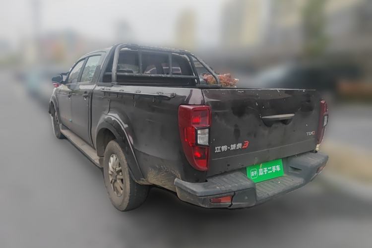 Used JMC Yuhu 3 2018 2.5T Diesel Two-Wheel Drive Advanced Version with Long Wheelbase Rear Left 45 Deg