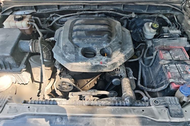 Used JMC Yuhu 3 2018 1.8T Gasoline Two-Wheel Drive Advanced Edition Standard Wheelbase Engine Bay