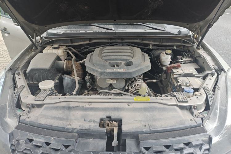 Used JMC Yuhu 3 2018 1.8T Gasoline Two-Wheel Drive Advanced Edition Standard Wheelbase Engine Bay