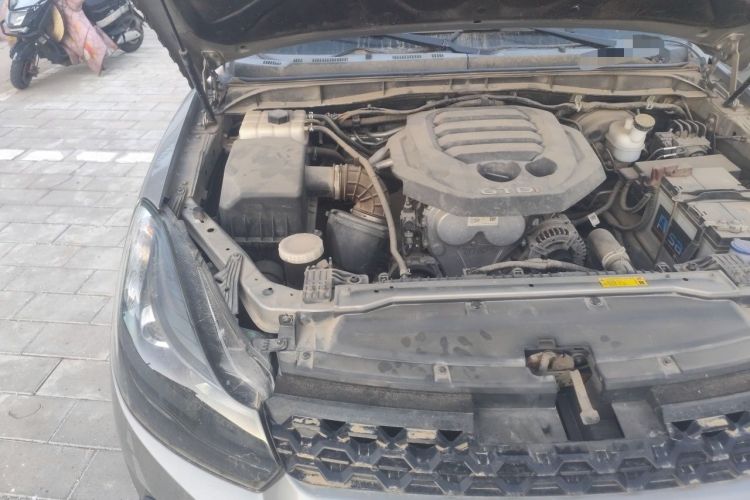 Used JMC Yuhu 3 2018 1.8T Gasoline Two-Wheel Drive Advanced Edition Standard Wheelbase Engine Bay Right