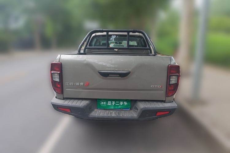 Used JMC Yuhu 3 2018 1.8T Gasoline Two-Wheel Drive Advanced Edition Standard Wheelbase Rear