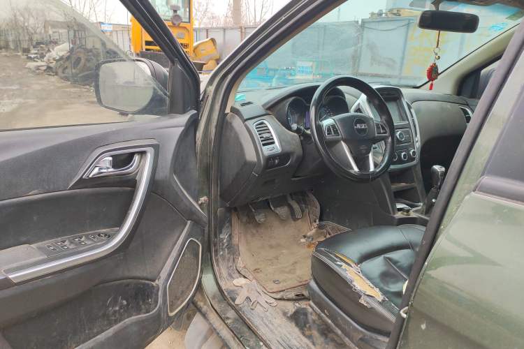 Used JMC Yuhu 3 2018 2.5T Diesel Two-Wheel Drive Advanced Version Standard Wheelbase Driver Seat