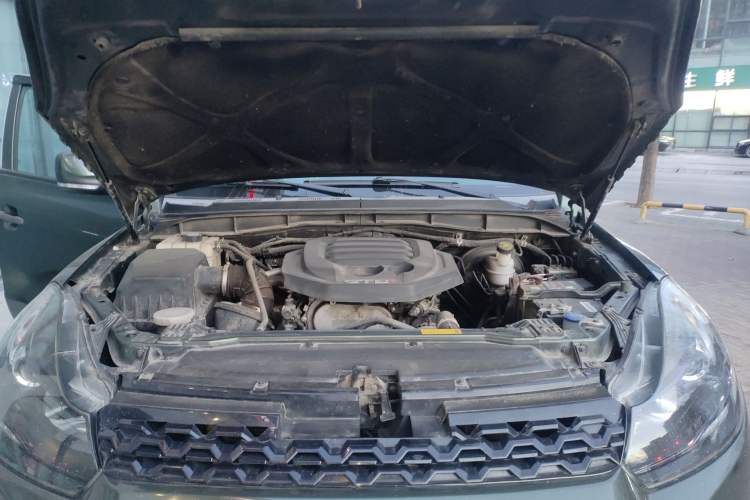 Used JMC Yuhu 3 2018 1.8T Gasoline Two-Wheel Drive Advanced Edition Standard Wheelbase Engine Bay