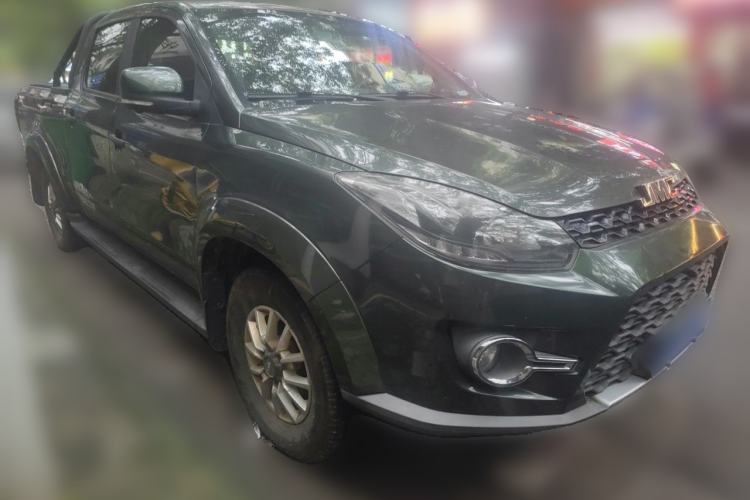 Used JMC Yuhu 3 2018 2.5T Diesel Two-Wheel Drive Luxury Shield Edition with Long Wheelbase Front Right 45 Deg