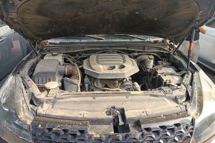 Used JMC Yuhu 3 2018 1.8T Gasoline Two-Wheel Drive Advanced Edition Standard Wheelbase Engine Bay