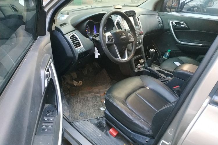 Used JMC Yuhu 3 2018 2.5T Diesel Two-Wheel Drive Advanced Version with Long Wheelbase Driver Seat