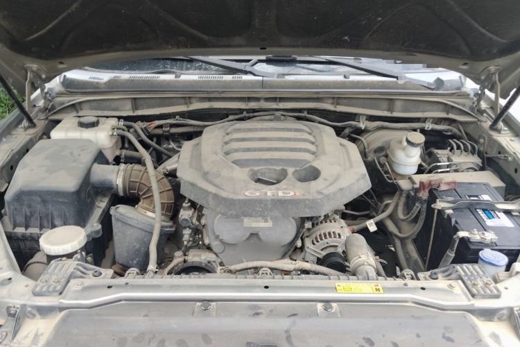 Used JMC Yuhu 3 2018 1.8T Gasoline Two-Wheel Drive Advanced Edition Standard Wheelbase Engine Bay