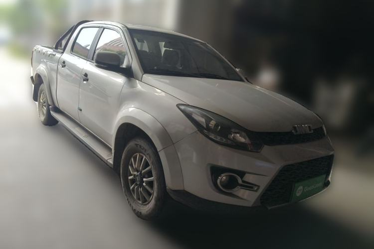 Used JMC Yuhu 3 2018 2.5T Diesel Two-Wheel Drive Advanced Version with Long Wheelbase Front Right 45 Deg