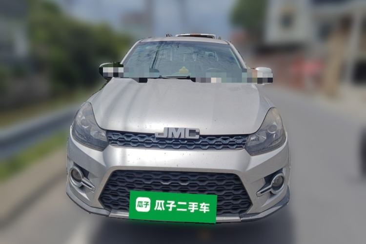 Used JMC Yuhu 3 2018 2.5T Diesel Two-Wheel Drive Advanced Version with Long Wheelbase Front