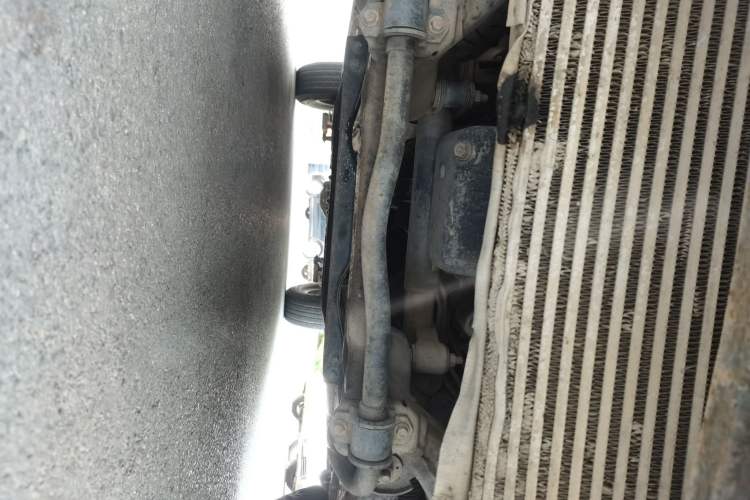 Used JMC Yuhu 3 2018 1.8T Gasoline Two-Wheel Drive Advanced Edition Standard Wheelbase Chassis Front