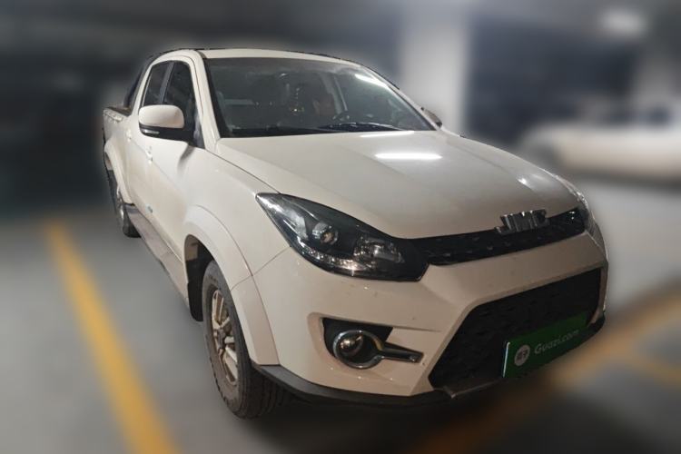 Used JMC Yuhu 3 2018 2.5T Diesel Two-Wheel Drive Advanced Version with Long Wheelbase Exterior 2