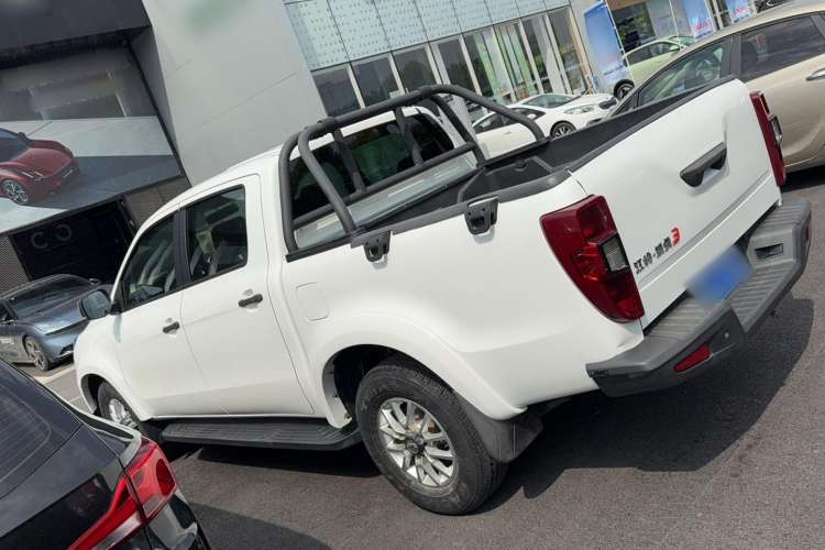 Used JMC Yuhu 3 2018 2.5T Diesel Two-Wheel Drive Advanced Version Standard Wheelbase Exterior 5