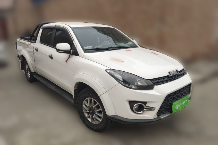 Used JMC Yuhu 3 2018 2.5T Diesel Two-Wheel Drive Advanced Version with Long Wheelbase Front Right 45 Deg