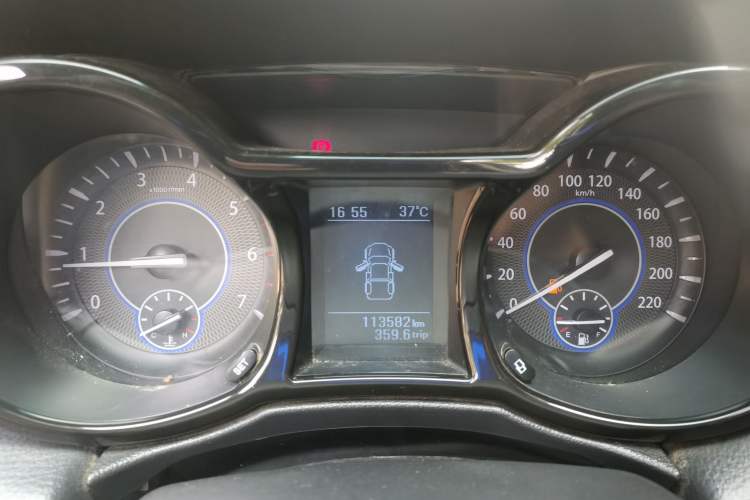 Used JMC Yuhu 3 2018 1.8T Gasoline Two-Wheel Drive Advanced Edition Standard Wheelbase Instrument Cluster