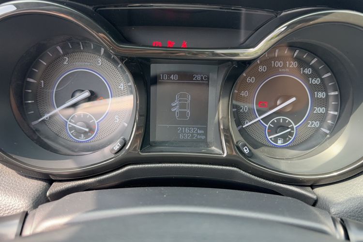 Used JMC Yuhu 3 2018 2.5T Diesel Two-Wheel Drive Advanced Version Standard Wheelbase Odometer Close Up