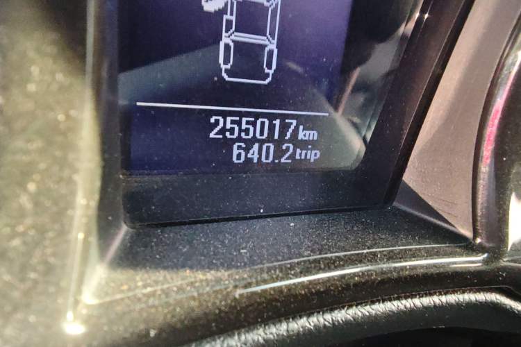 Used JMC Yuhu 3 2018 2.5T Diesel Two-Wheel Drive Advanced Version Standard Wheelbase Odometer Close Up