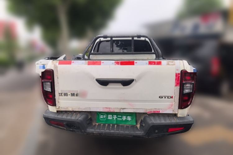 Used JMC Yuhu 3 2018 1.8T Gasoline Two-Wheel-Drive Advanced Model with Long Wheelbase Rear