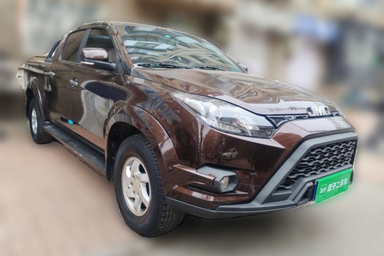 Used JMC Yuhu 5 2018 2.4T Classic Edition Diesel Manual 4x4 Luxury Long-Wheelbase JX4D24A5L Front Right 45 Deg