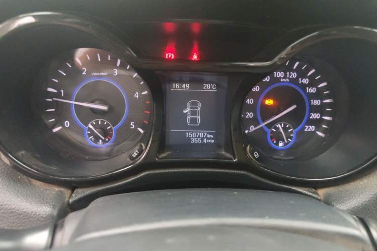 Used JMC Yuhu 5 2018 2.4T Classic Edition Diesel Manual Two-Wheel Drive Luxury Version JX4D24A5L Instrument Cluster